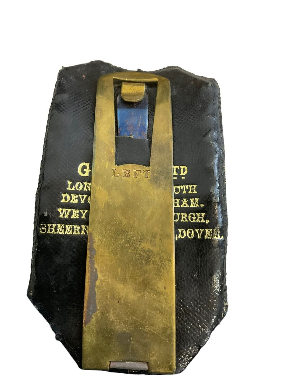 WW1 British Royal Navy Reserve RNR Officers Shoulder Boards Sword Belt Cased Set WW1 British Royal Navy Reserve RNR Officers Shoulder Boards Sword Belt Cased Set