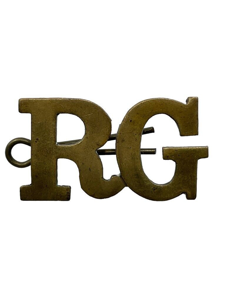 Canadian Royal Grenadiers RG Shoulder Title Insignia Single Canadian Royal Grenadiers RG Shoulder Title Insignia Single