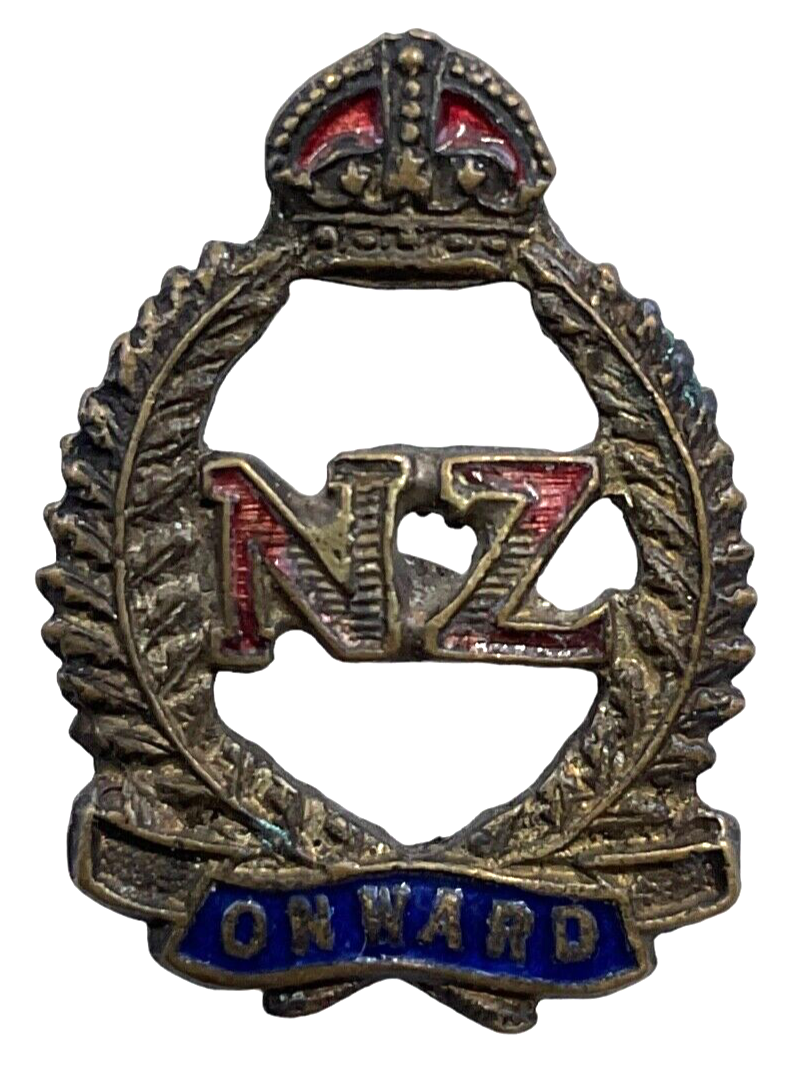 WW1 WW2 New Zealand NZEF Infantry Enamel Sweetheart Pin WW1 WW2 New Zealand NZEF Infantry Enamel Sweetheart Pin