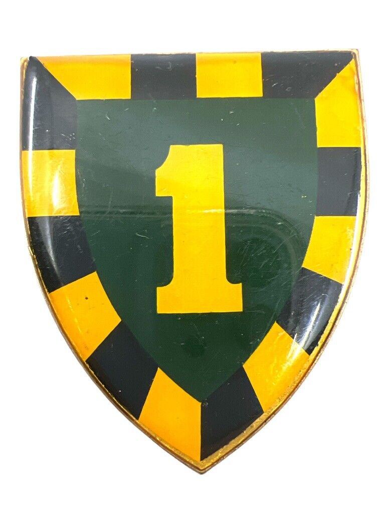 South African Army SADF 1st Special Forces Security Shoulder Badge Enamel South African Army SADF 1st Special Forces Security Shoulder Badge Enamel