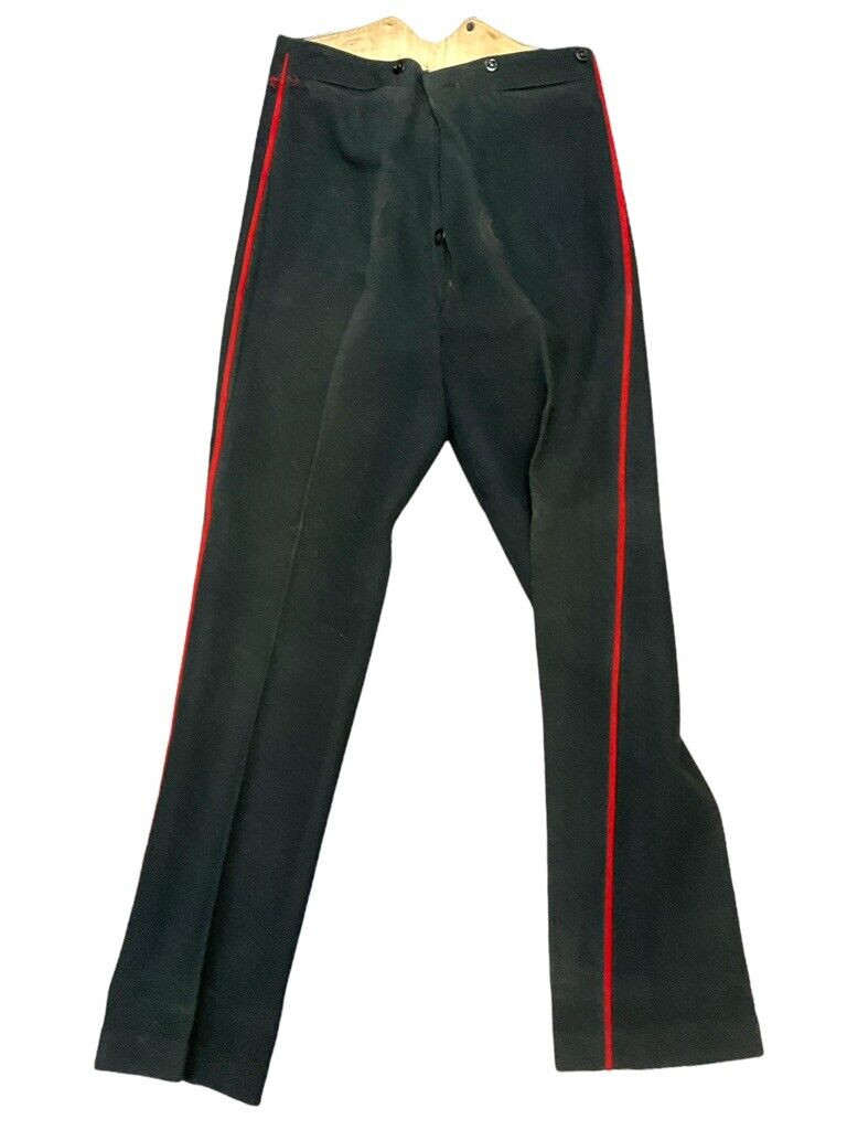 Canadian Canada Militia Scarlet Frock 26th New Brunswick Fusiliers with Trousers Canadian Canada Militia Scarlet Frock 26th New Brunswick Fusiliers with Trousers