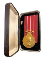 Canadian Forces Decoration CD in Box of Issue Full Size Cpl JE Squire Canadian Forces Decoration CD in Box of Issue Full Size Cpl JE Squire