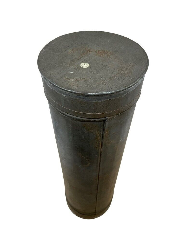 British Red Ostrich Feather Officers Cocked Hat Plume in Transit Case British Red Ostrich Feather Officers Cocked Hat Plume in Transit Case