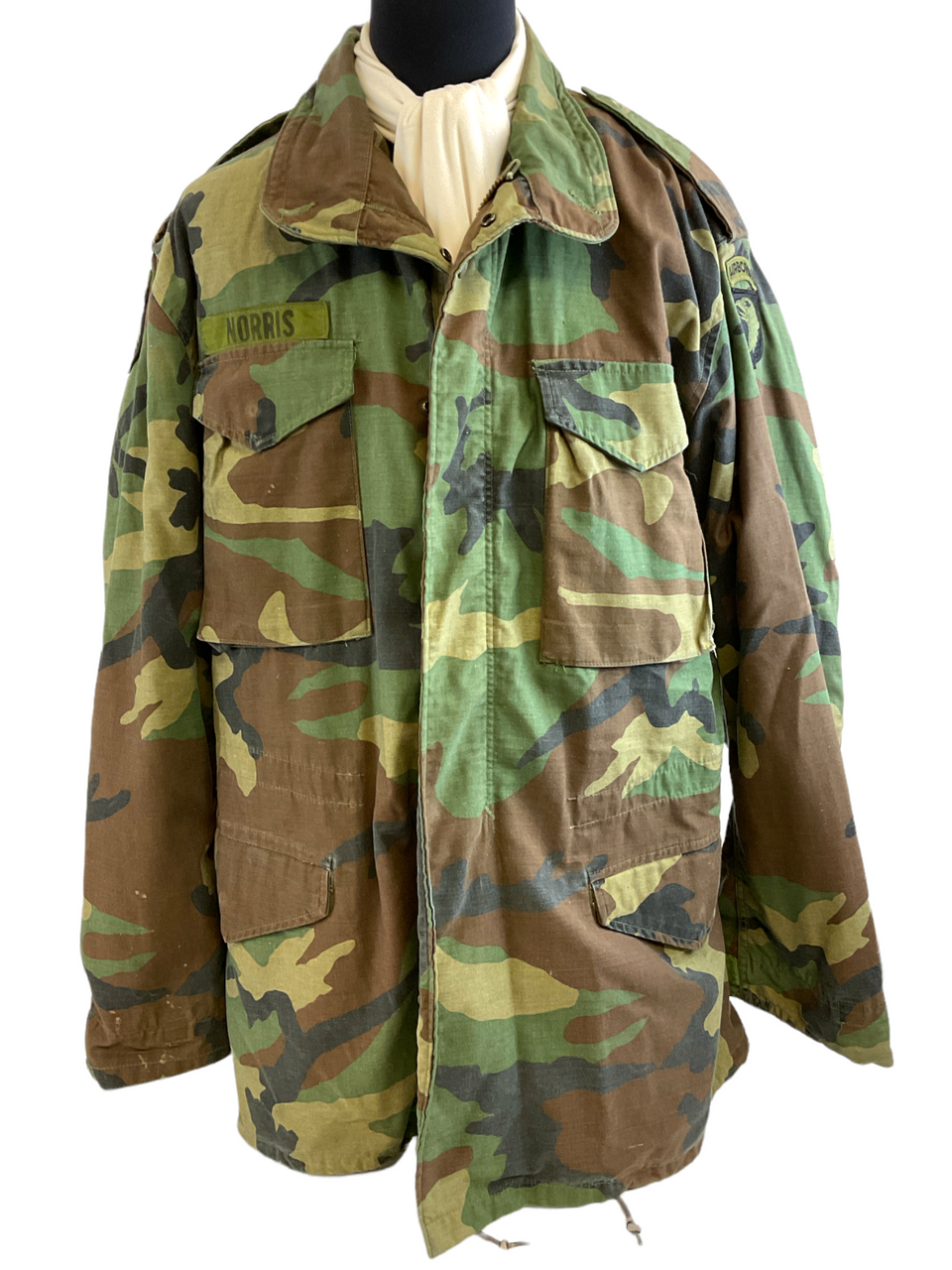 US 101st Airborne BDU Woodland Camouflage Shirt Patched Size Large Long US 101st Airborne BDU Woodland Camouflage Shirt Patched Size Large Long