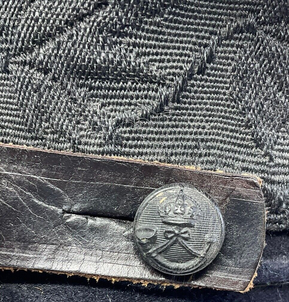 WW2 Canadian Halifax Rifles Senior Officers Transitional Peak Cap 7 1/4 WW2 Canadian Halifax Rifles Senior Officers Transitional Peak Cap 7 1/4