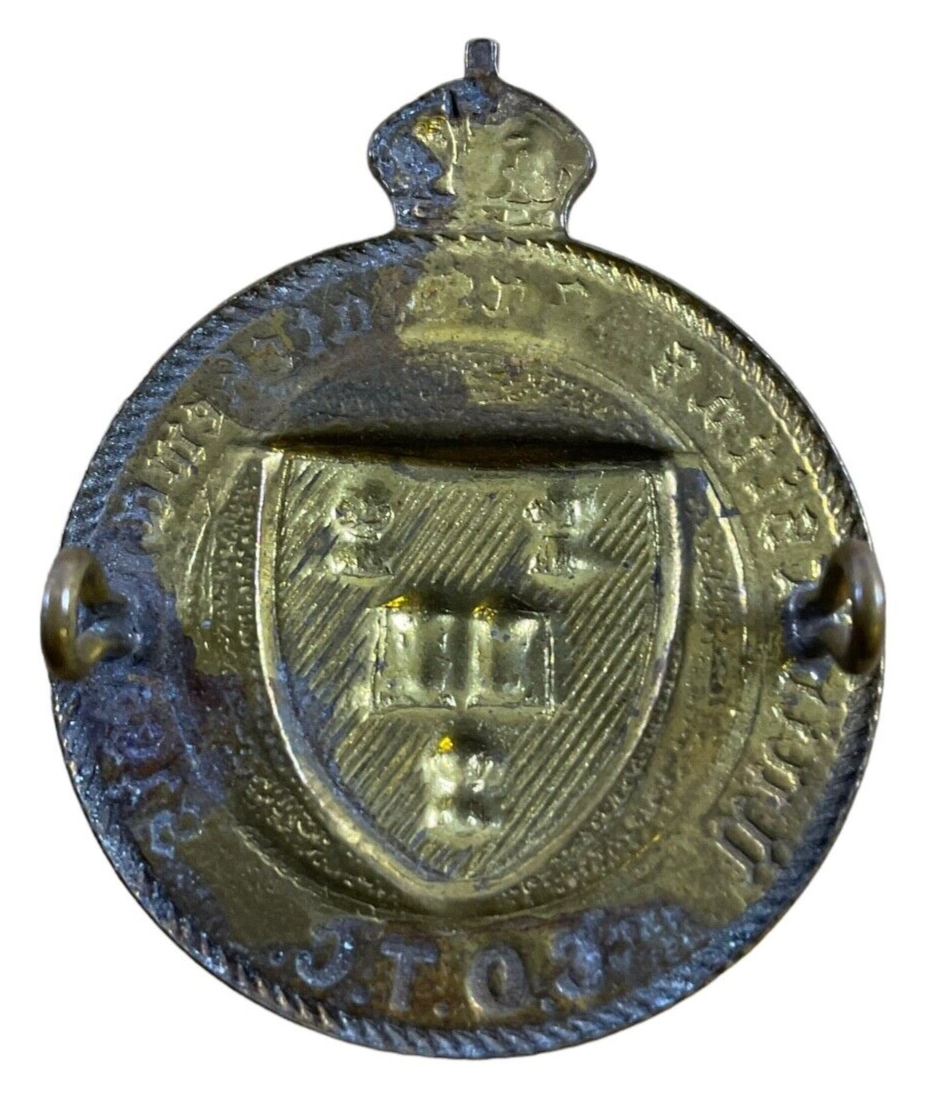 WW2 Canadian COTC University Of Saskatchewan Cap Badge Insignia WW2 Canadian COTC University Of Saskatchewan Cap Badge Insignia