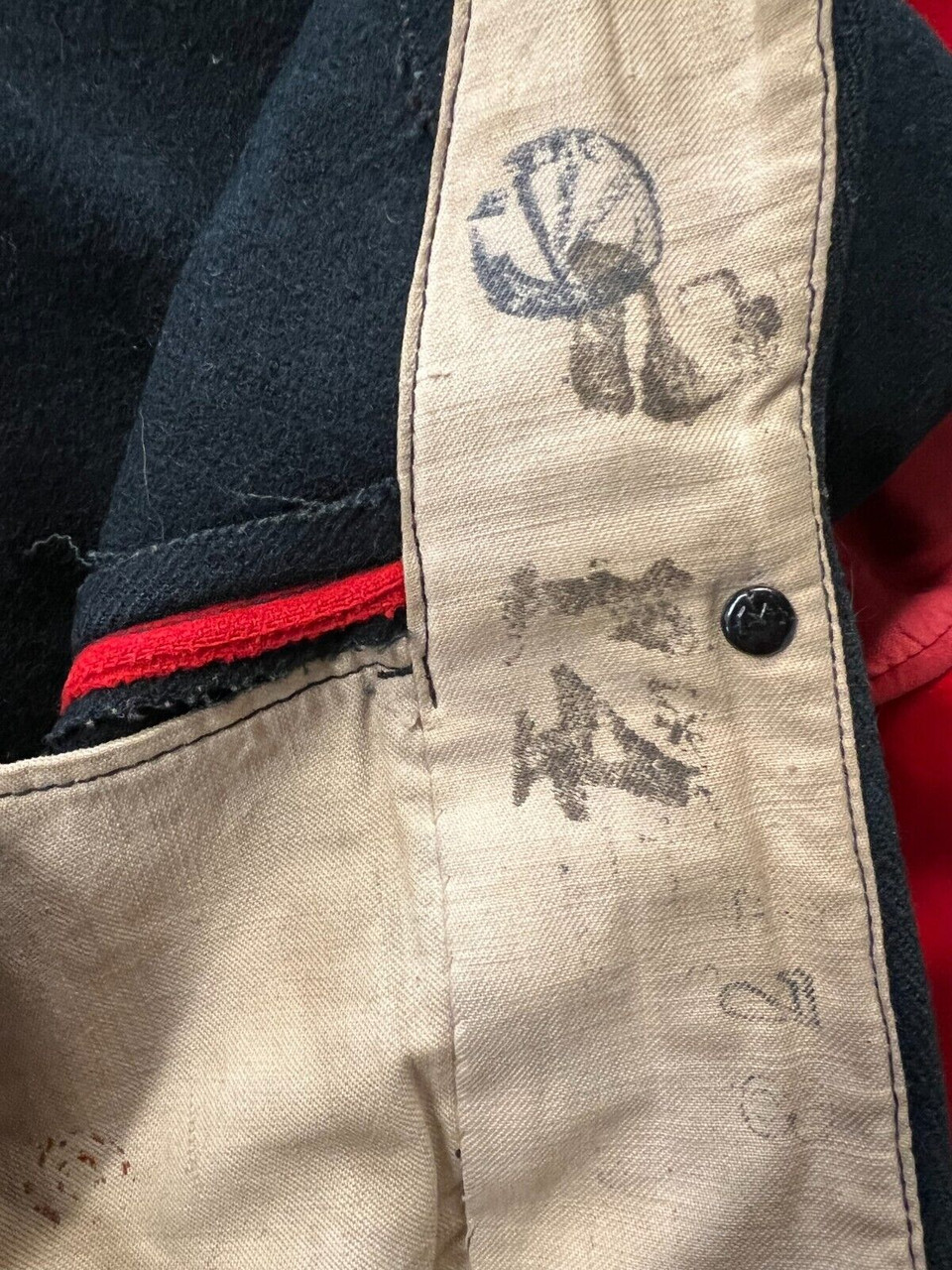 Canadian Canada Militia Scarlet Frock 26th New Brunswick Fusiliers with Trousers Canadian Canada Militia Scarlet Frock 26th New Brunswick Fusiliers with Trousers