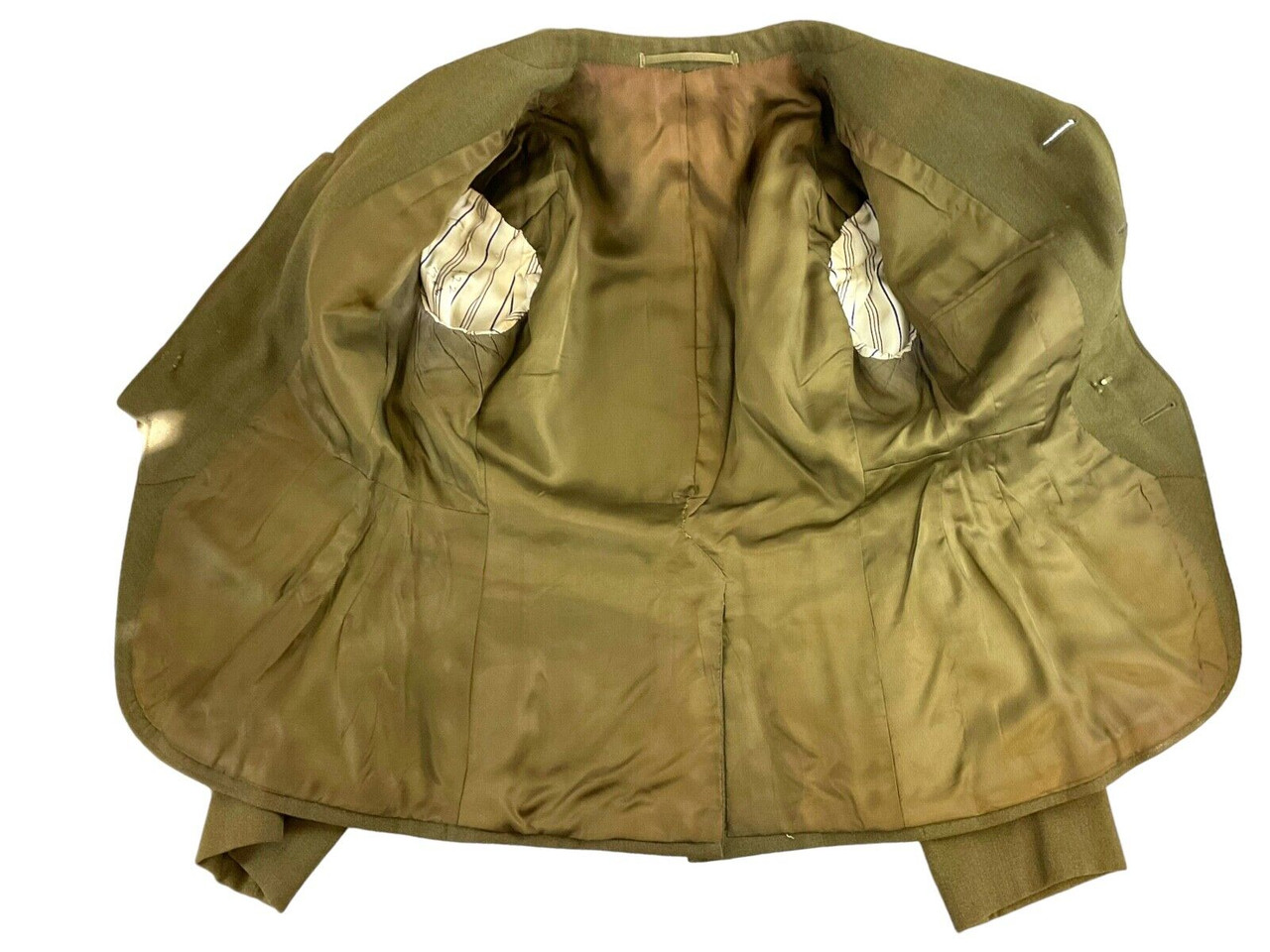 WW2 Canadian 48th Highlanders Officers Cut Away Four Pocket Tunic Jacket WW2 Canadian 48th Highlanders Officers Cut Away Four Pocket Tunic Jacket