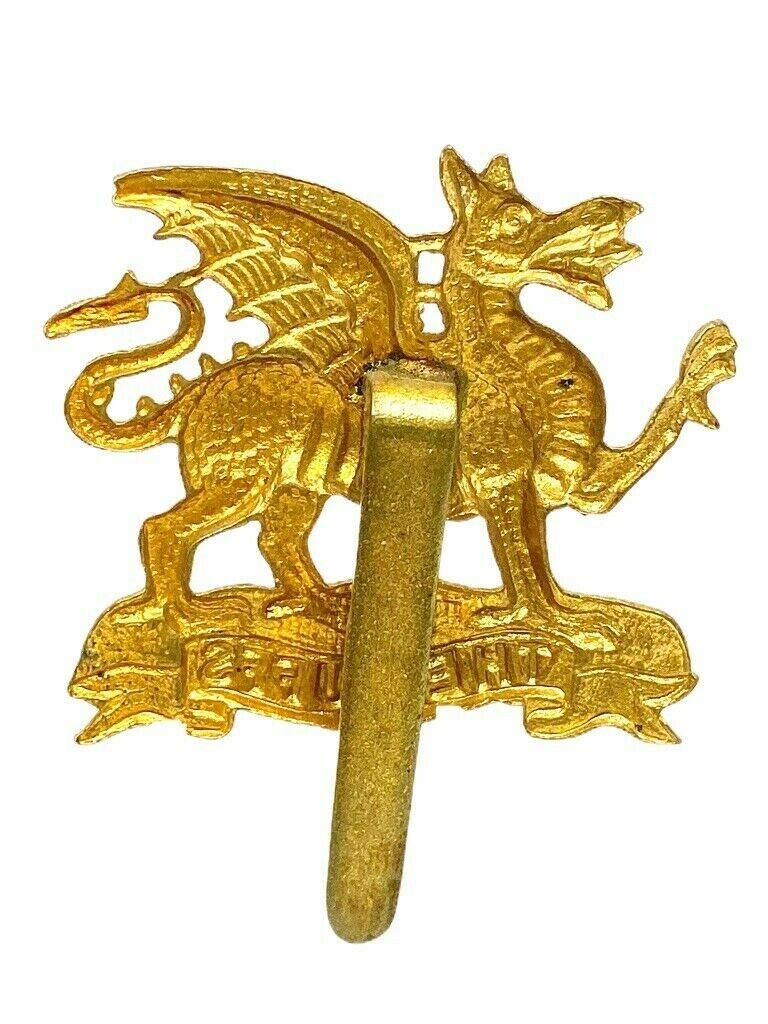 WW1 British BEF Buff Regiment Cap Badge WW1 British BEF Buff Regiment Cap Badge