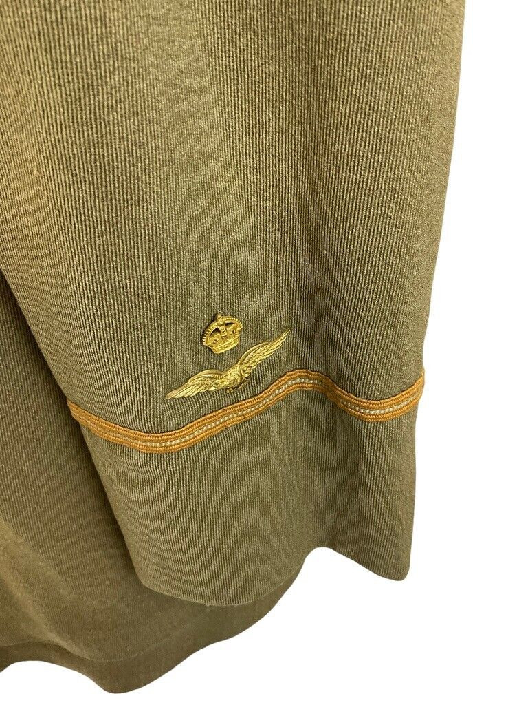 WW1 Canadian CEF RAF Named Officers Pilots Uniform with Medal and Research WW1 Canadian CEF RAF Named Officers Pilots Uniform with Medal and Research