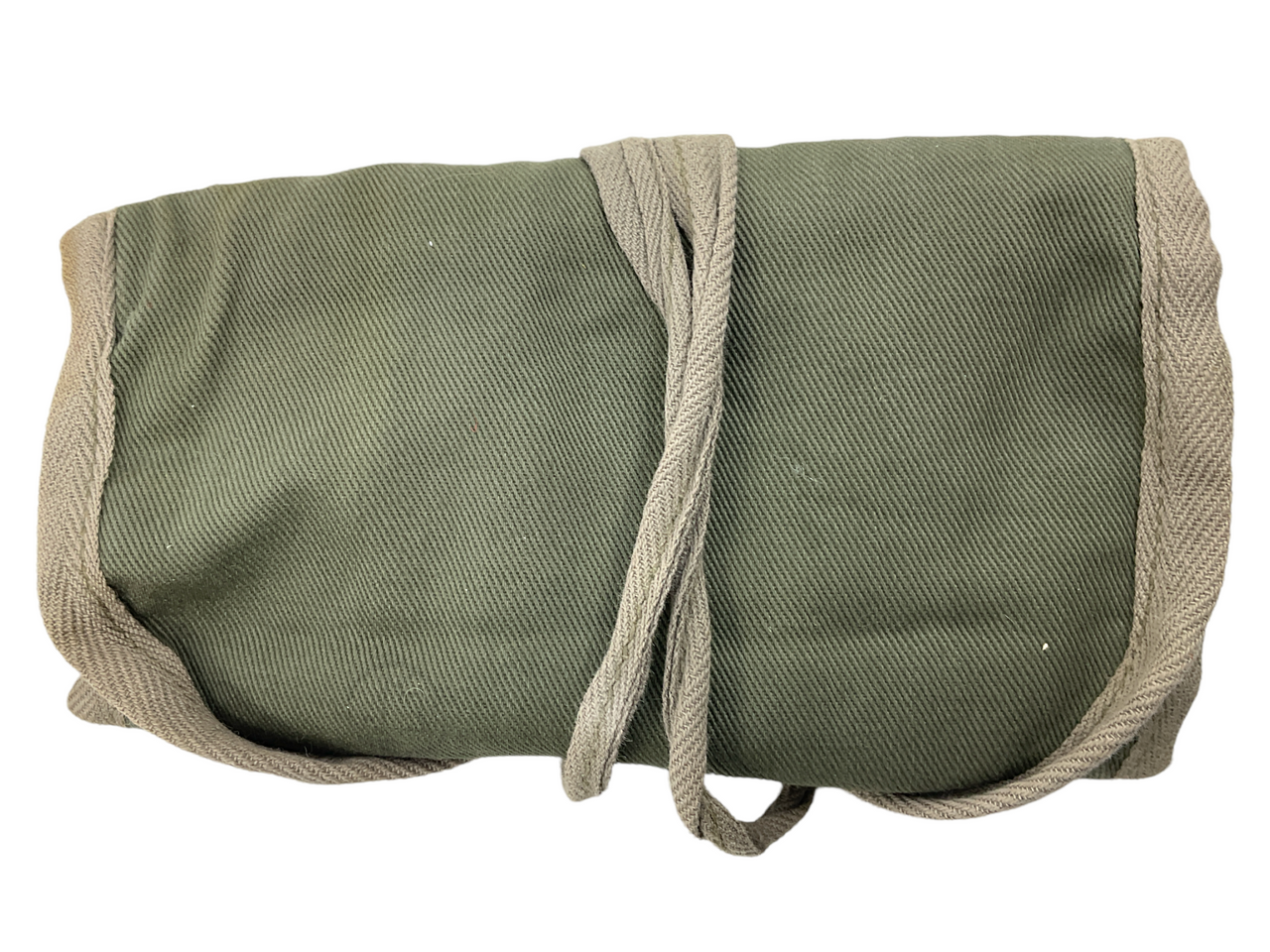 Canadian 1955 Dated Housewife Sewing Kit Canadian 1955 Dated Housewife Sewing Kit