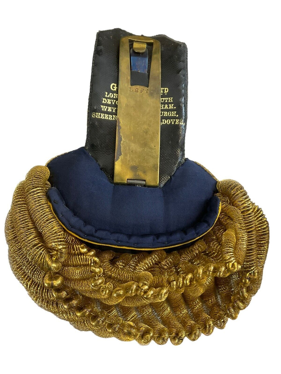 WW1 British Royal Navy Reserve RNR Officers Shoulder Boards Sword Belt Cased Set WW1 British Royal Navy Reserve RNR Officers Shoulder Boards Sword Belt Cased Set