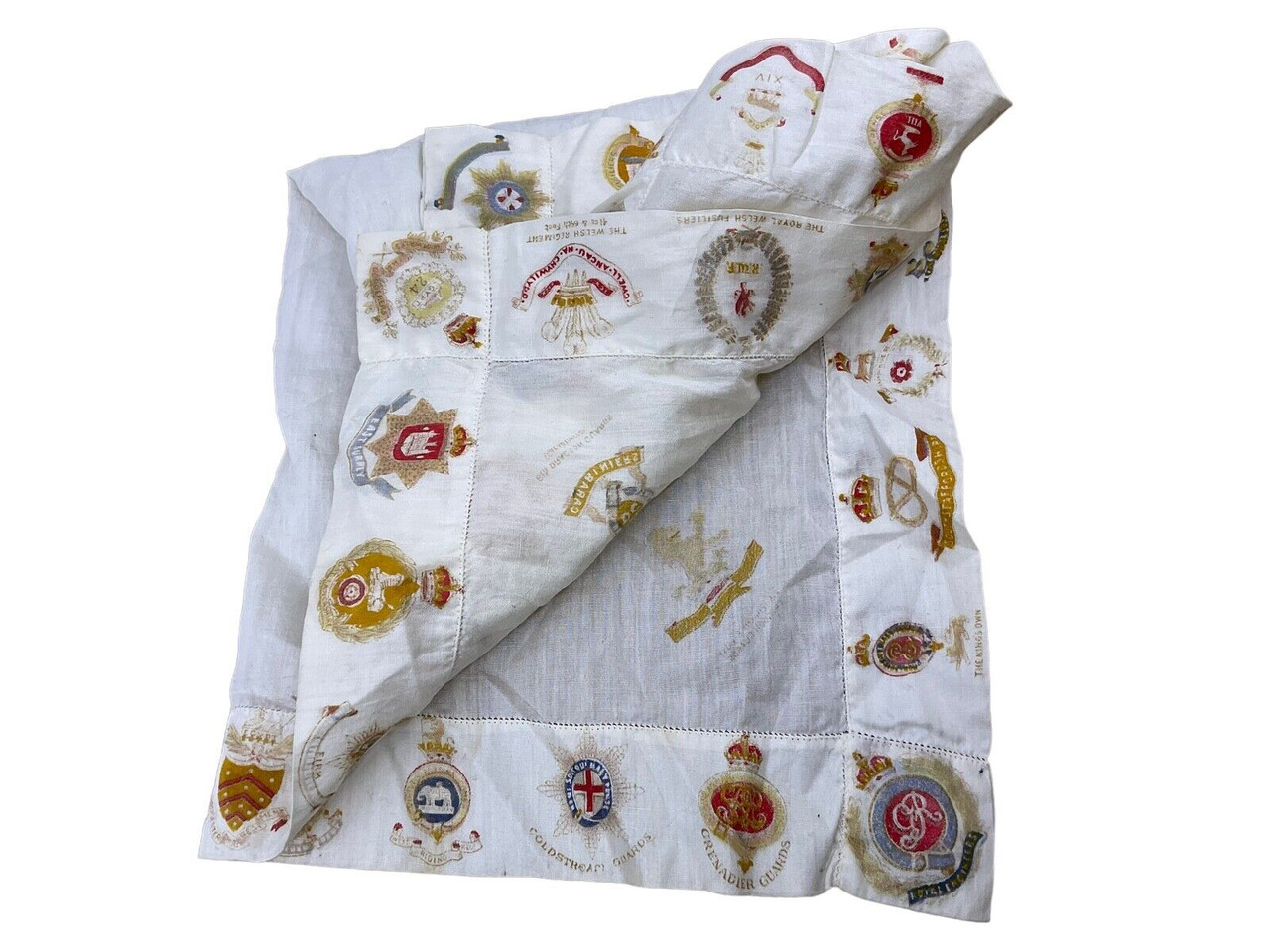 WW1 British BEF Regimental Badge Decorated HOME FRONT Hankie WW1 British BEF Regimental Badge Decorated HOME FRONT Hankie