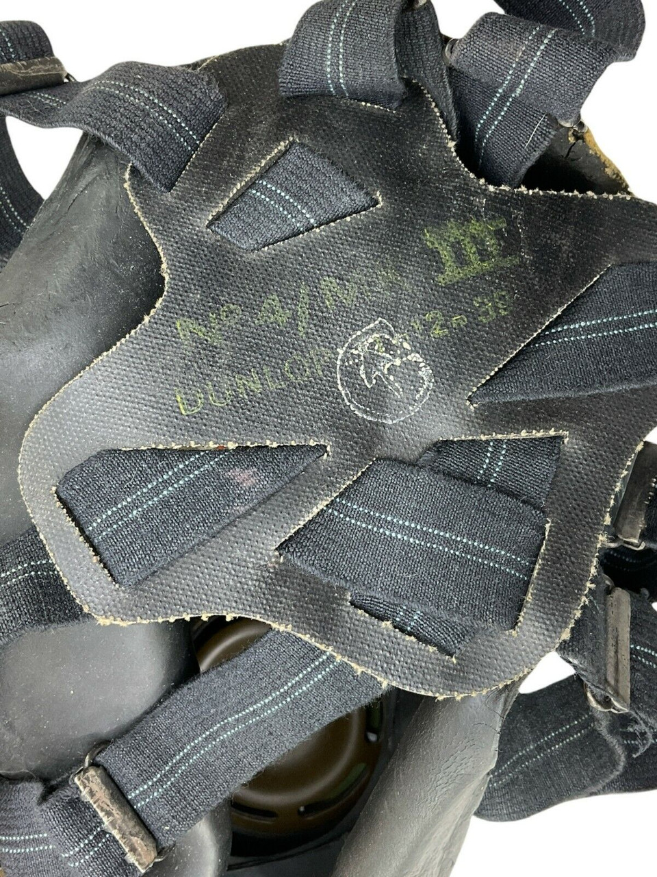 WW2 Canadian RCNVR Navy Long Hose Respirator Named Lt Commander RS Williams RARE WW2 Canadian RCNVR Navy Long Hose Respirator Named Lt Commander RS Williams RARE