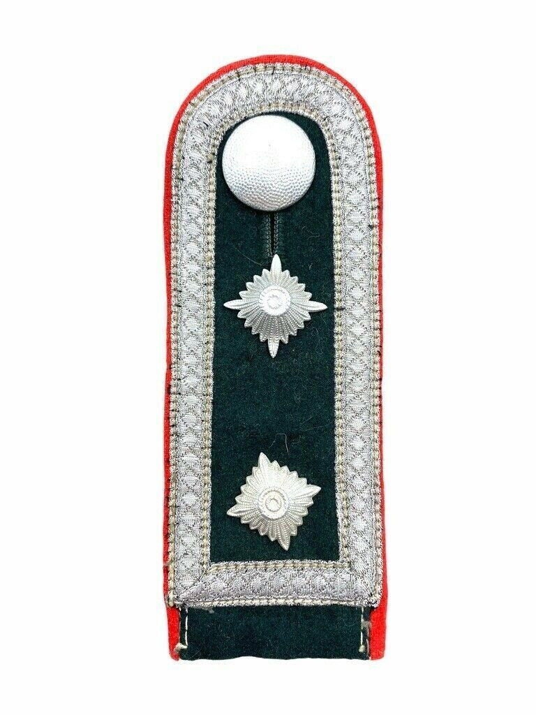 WW2 German Army Artillery Other Ranks Shoulder Board Single 1 WW2 German Army Artillery Other Ranks Shoulder Board Single 1