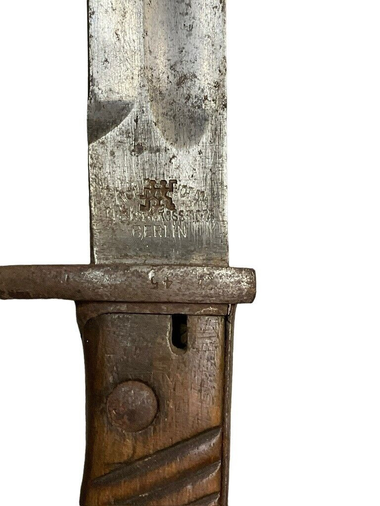 WW1 Imperial German 98/05 Bayonet with Scabbard WW1 Imperial German 98/05 Bayonet with Scabbard