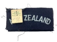 WW2 New Zealand RNZAF Nationality Shoulder Titles Insignia Pair with Taylors Tag