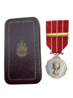 Canadian Forces RCAF Decoration Medal CD & Bar LAC Howe Canadian Forces RCAF Decoration Medal CD & Bar LAC Howe