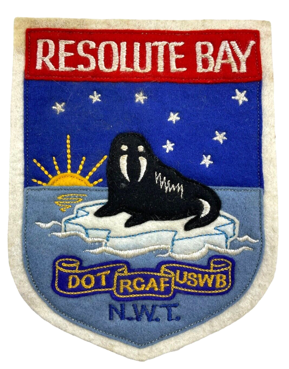 Royal Canadian Air Force RCAF Resolute Bay NWT DOT USWB Patch Vintage Royal Canadian Air Force RCAF Resolute Bay NWT DOT USWB Patch Vintage