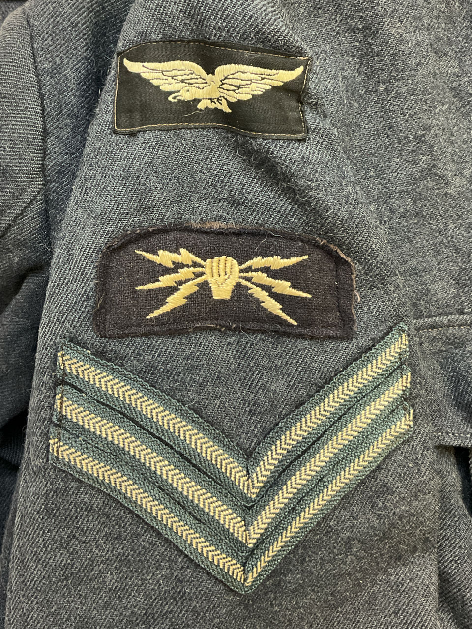 WW2 Canadian RCAF Signals Four Pocket Jacket & Wedge Cap 7 1/8 WW2 Canadian RCAF Signals Four Pocket Jacket & Wedge Cap 7 1/8