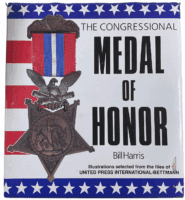 US The Congressional Medal of Honor Bill Harris Hardcover Reference Book