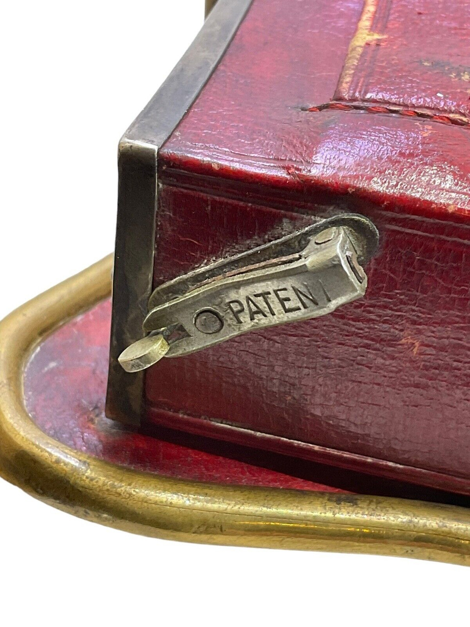 WW1 Austro Hungarian Officers Cross Belt Pouch WW1 Austro Hungarian Officers Cross Belt Pouch