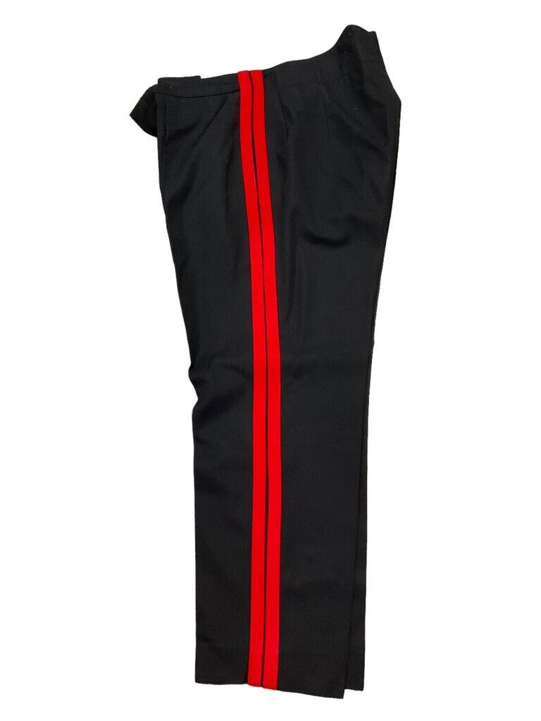 Australian RAAOC Army Ordnance Corps WO1 White Mess Dress and Trousers Australian RAAOC Army Ordnance Corps WO1 White Mess Dress and Trousers