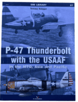 WW2 US USAAF P-47 Thunderbolt with the USAAF No 7 Softcover Reference Book