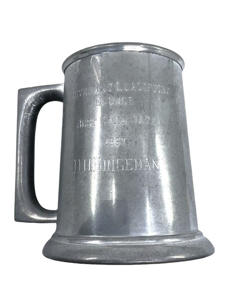 Canadian Forces 3 RCR Lieutenant Best Candidate 1967 Pewter Mug DH Bingeman Canadian Forces 3 RCR Lieutenant Best Candidate 1967 Pewter Mug DH Bingeman