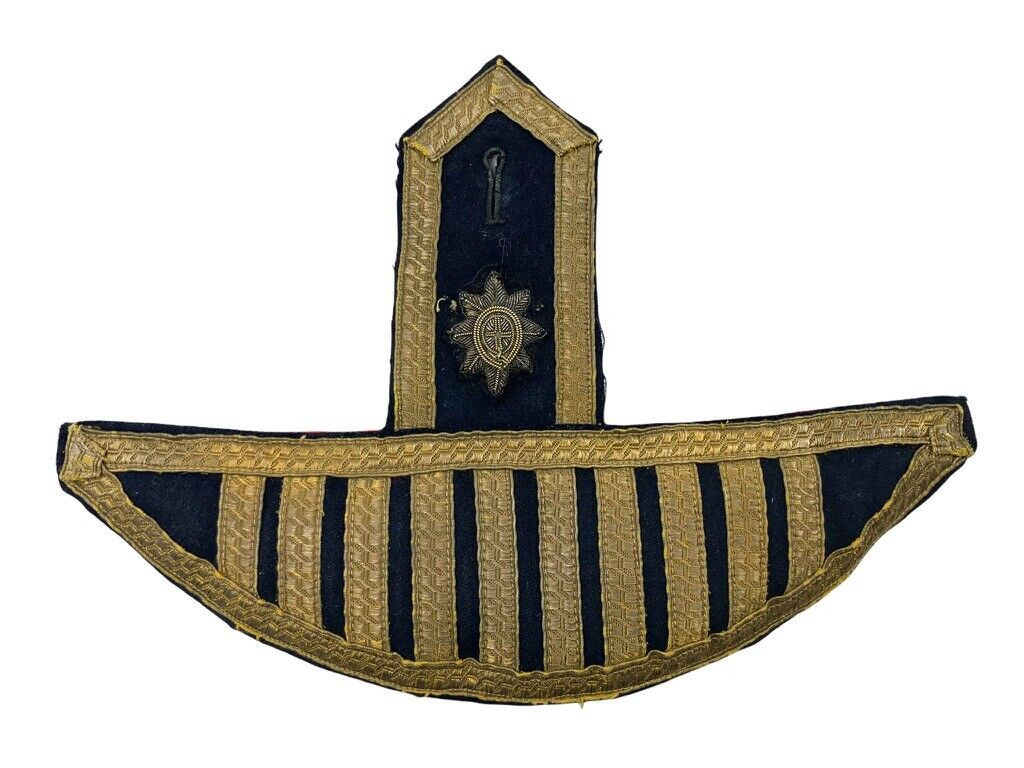 British Canadian Foot Guards Officers Band Swallow Tails Shoulder Boards Pair British Canadian Foot Guards Officers Band Swallow Tails Shoulder Boards Pair