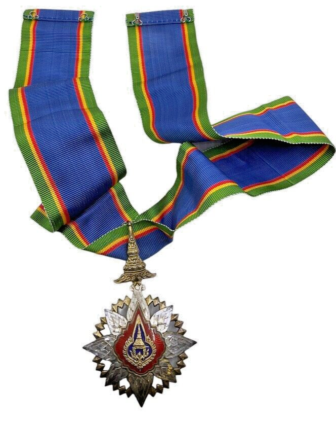 Thai Order of the Crown of Thailand Medal Neck Award in Case Thai Order of the Crown of Thailand Medal Neck Award in Case