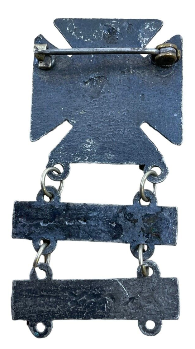 WW2 US Expert At Arms Marksman Rifle & Carbine Bar Pin Back Insignia WW2 US Expert At Arms Marksman Rifle & Carbine Bar Pin Back Insignia