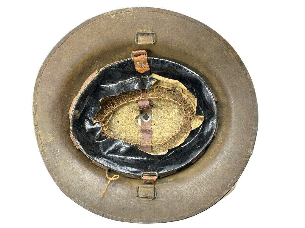 WW1 US AEF 101st Engineer Regiment Painted Brodie Camouflage Helmet WW1 US AEF 101st Engineer Regiment Painted Brodie Camouflage Helmet