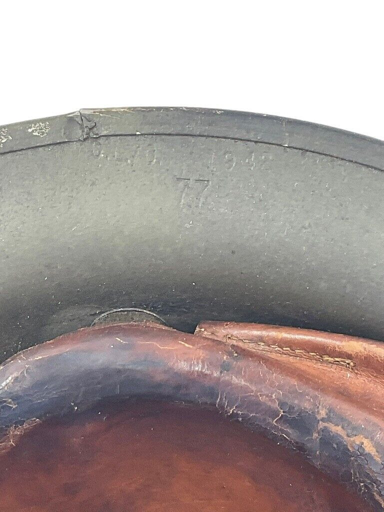 WW2 Canadian 1942 Dated Civil Defence Helmet with Kelly Liner and Chin Strap WW2 Canadian 1942 Dated Civil Defence Helmet with Kelly Liner and Chin Strap