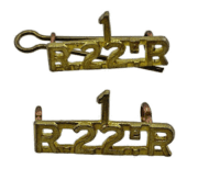Canadian 1st Battalion R22E Vandoos Brass Shoulder Titles Insignia Pair