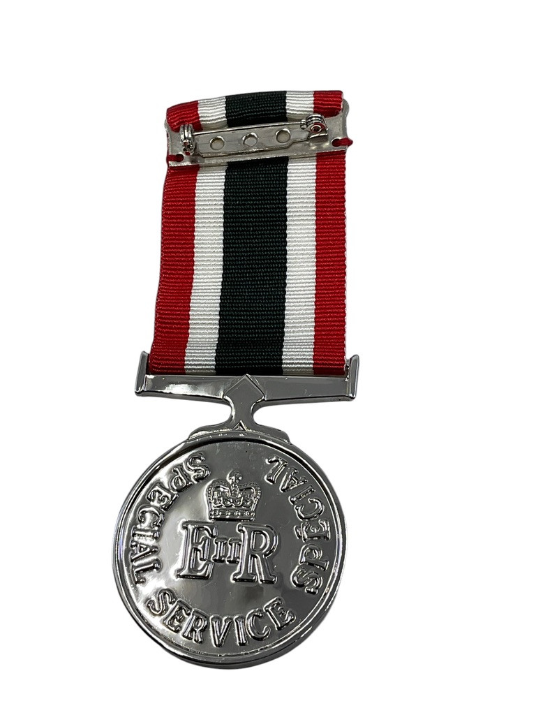 Canadian Forces RCAF Order of Military Merit CD with Two Bars SSM Medal Group Researched Canadian Forces RCAF Order of Military Merit CD with Two Bars SSM Medal Group Researched