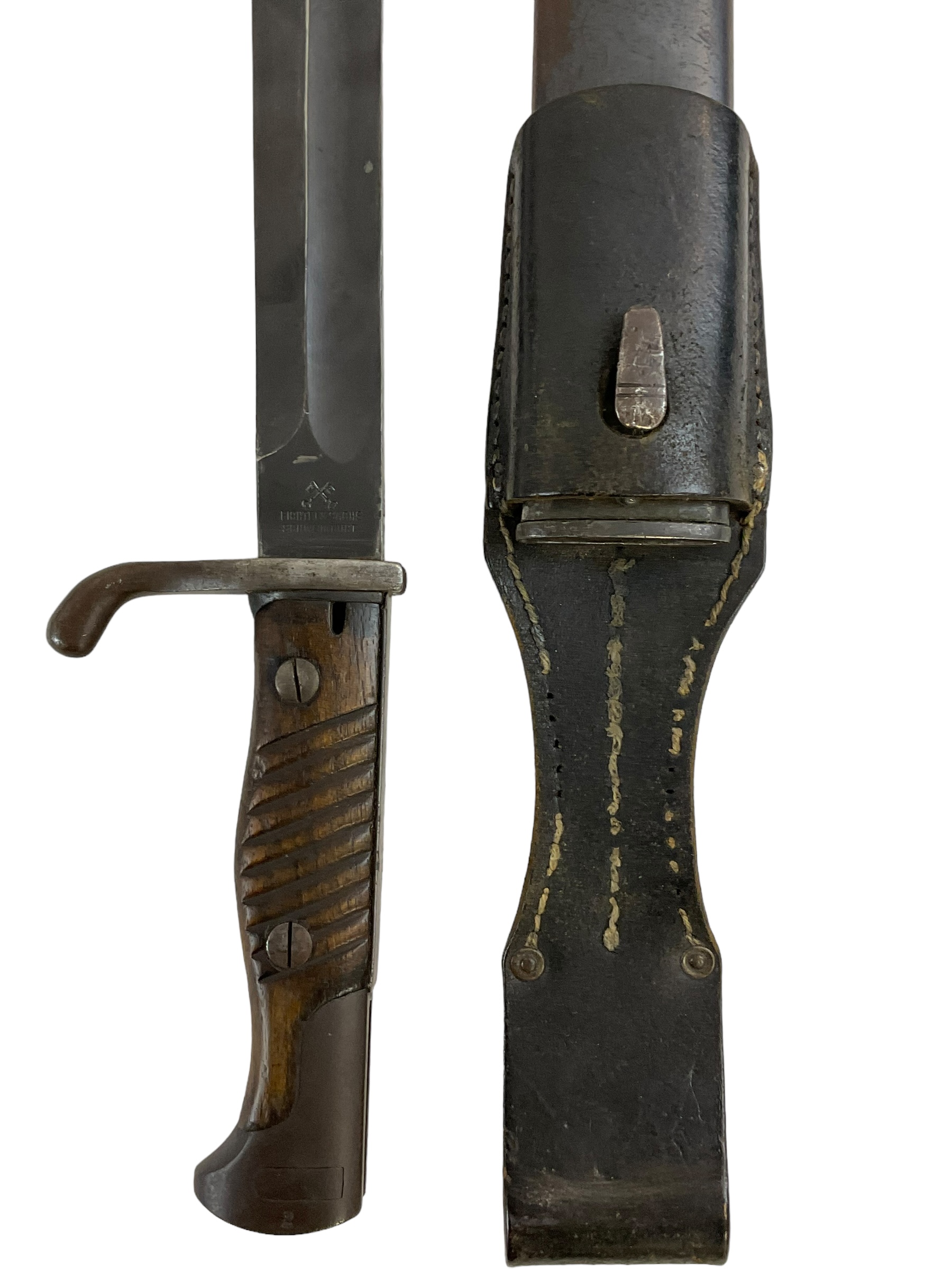 WW1 Imperial German Gewehr 98 Bayonet and Scabbard with Leather Frog WW2 Reissue WW1 Imperial German Gewehr 98 Bayonet and Scabbard with Leather Frog WW2 Reissue