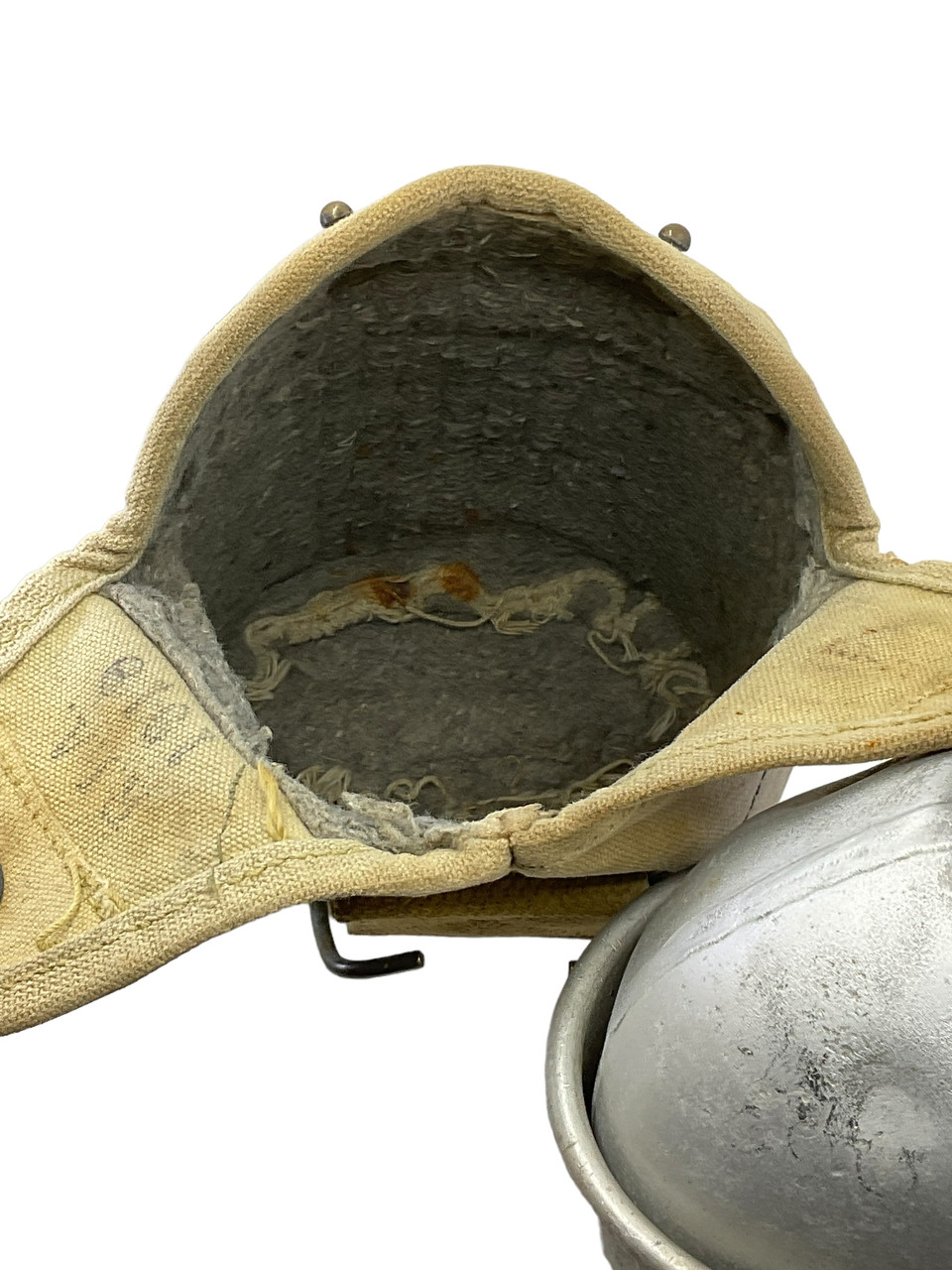 WW1 US AEF Canteen Carrier and Cup 1918 Dated WW1 US AEF Canteen Carrier and Cup 1918 Dated