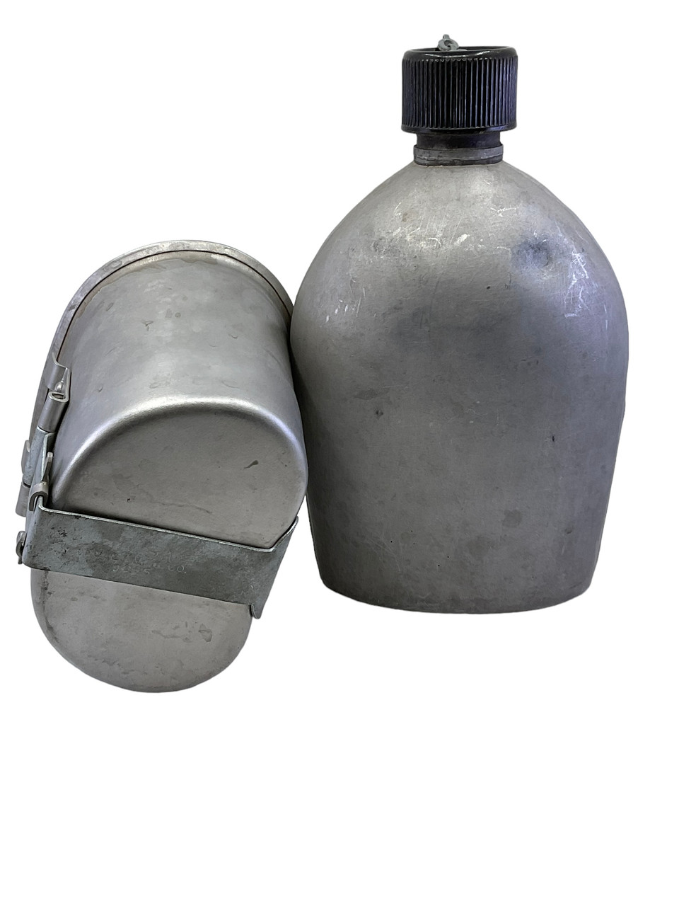 WW2 US Army Cavalry Airborne Canteen with Strap and Cup 1942 Dated WW2 US Army Cavalry Airborne Canteen with Strap and Cup 1942 Dated
