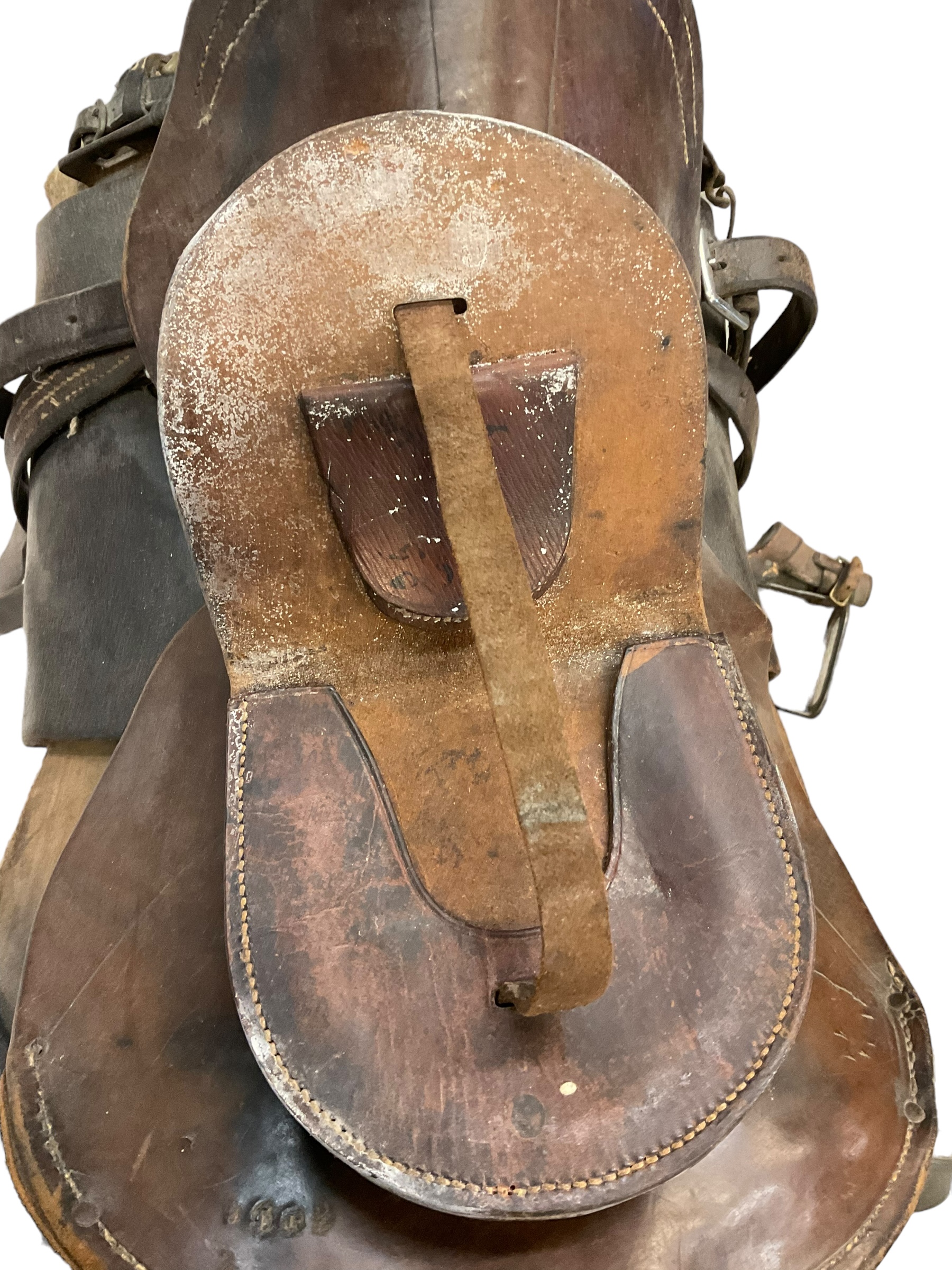 WW1 Canadian CEF Cavalry Saddle 1914 Dated C Broad Arrowed Complete WW1 Canadian CEF Cavalry Saddle 1914 Dated C Broad Arrowed Complete