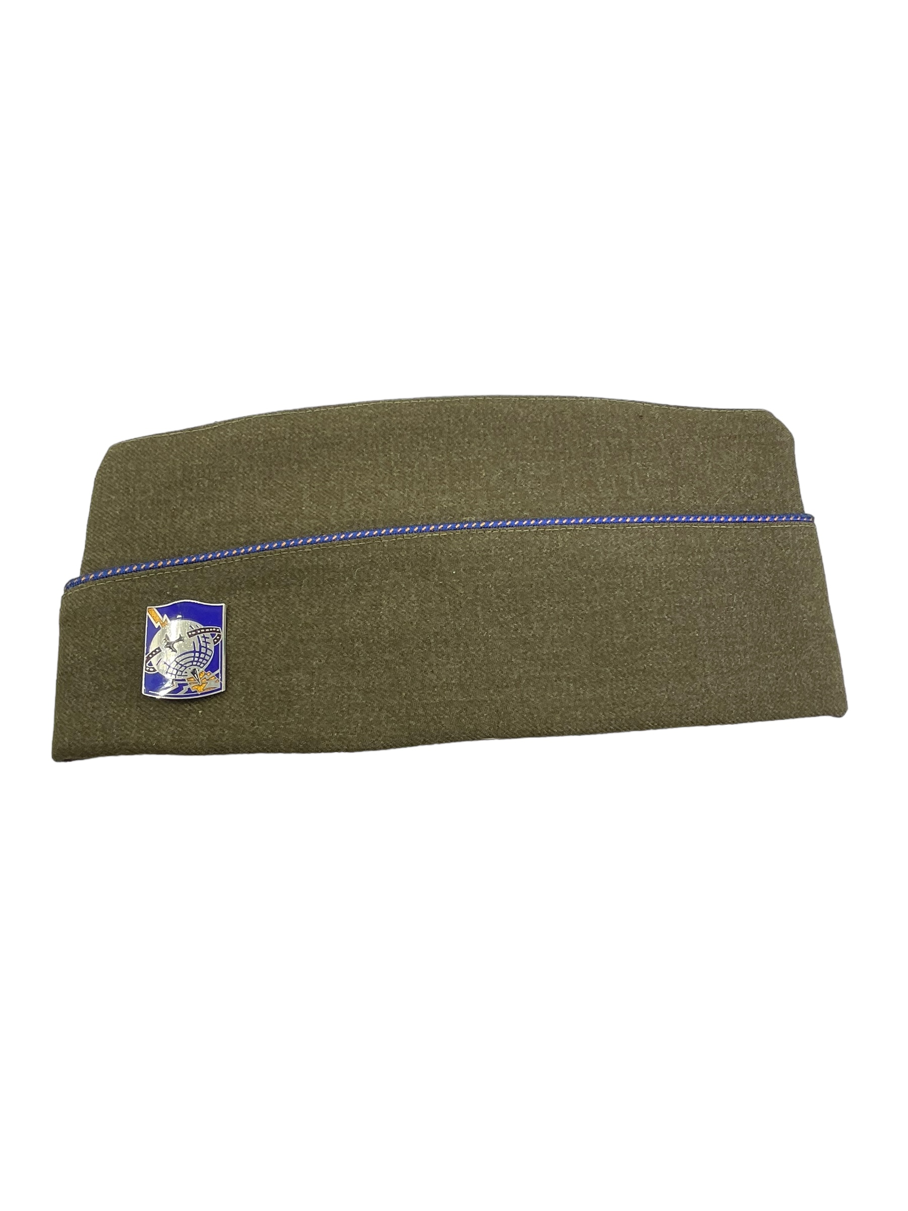 WW2 US Army Airways Communication System Garrison Cap with Badge Size 6 3/4 WW2 US Army Airways Communication System Garrison Cap with Badge Size 6 3/4