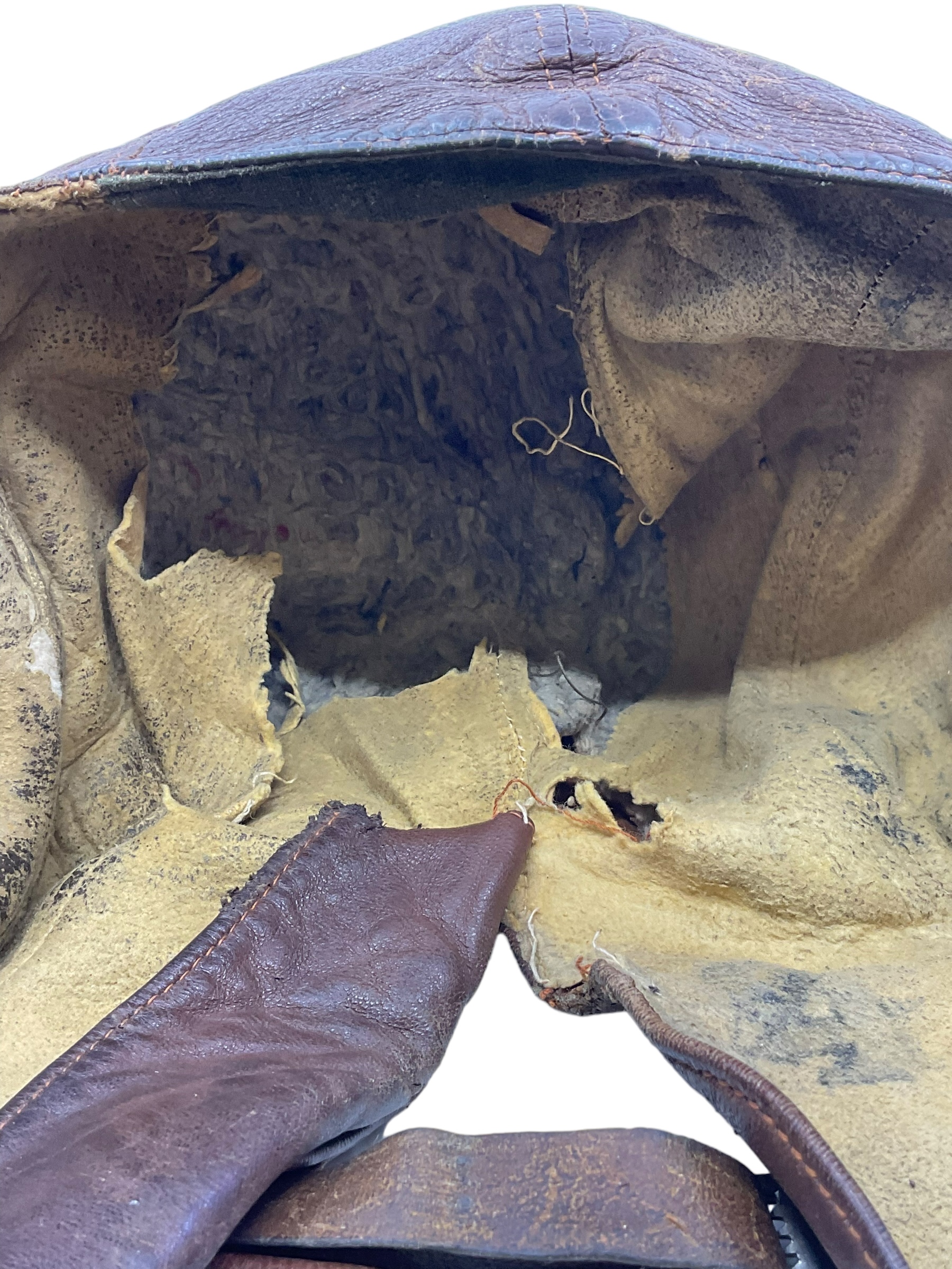 WW2 Canadian RCAF Type B Leather Flying Helmet Named WW2 Canadian RCAF Type B Leather Flying Helmet Named