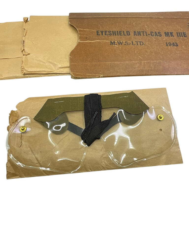 WW2 Canadian Army Eyeshield Anti-Gas Dated 1943 WW2 Canadian Army Eyeshield Anti-Gas Dated 1943