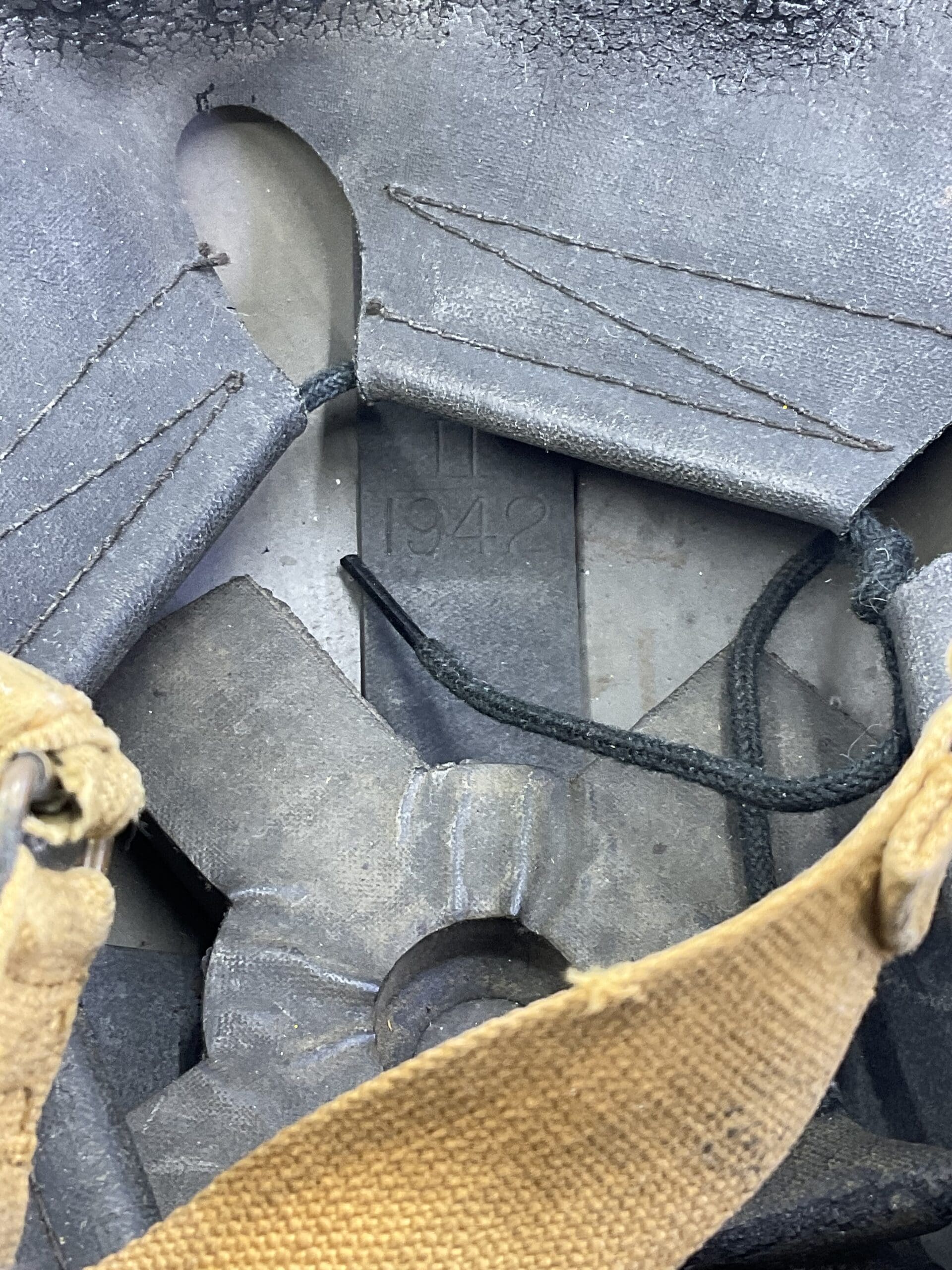 WW2 Canadian Steel Helmet CLC 1942 Dated Size 7 1/8 Black Overpainted WW2 Canadian Steel Helmet CLC 1942 Dated Size 7 1/8 Black Overpainted