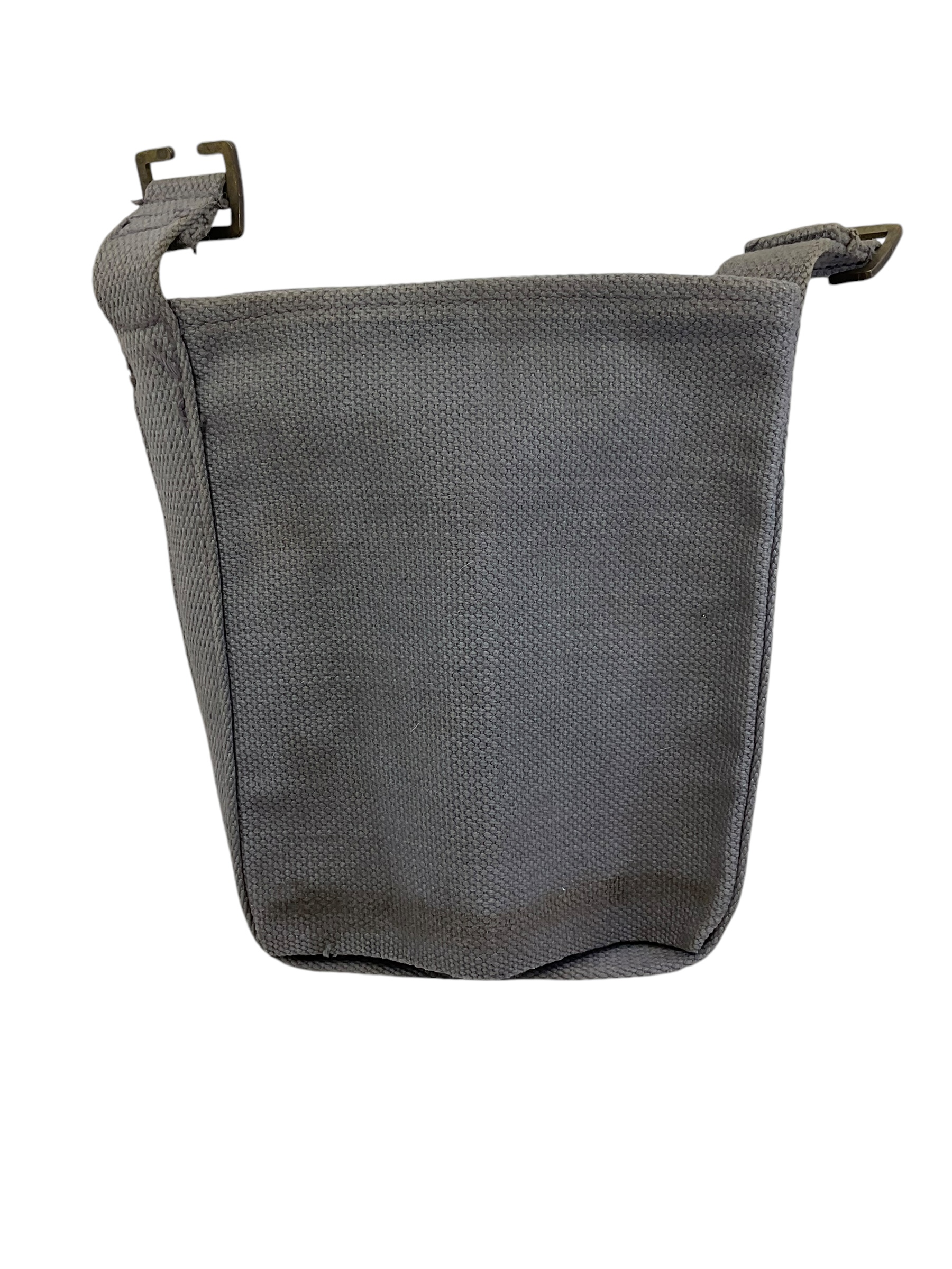 WW2 Canadian RCAF Pattern 37 Sleeve Canteen Carrier Dated 1940 ZL&T Marked WW2 Canadian RCAF Pattern 37 Sleeve Canteen Carrier Dated 1940 ZL&T Marked