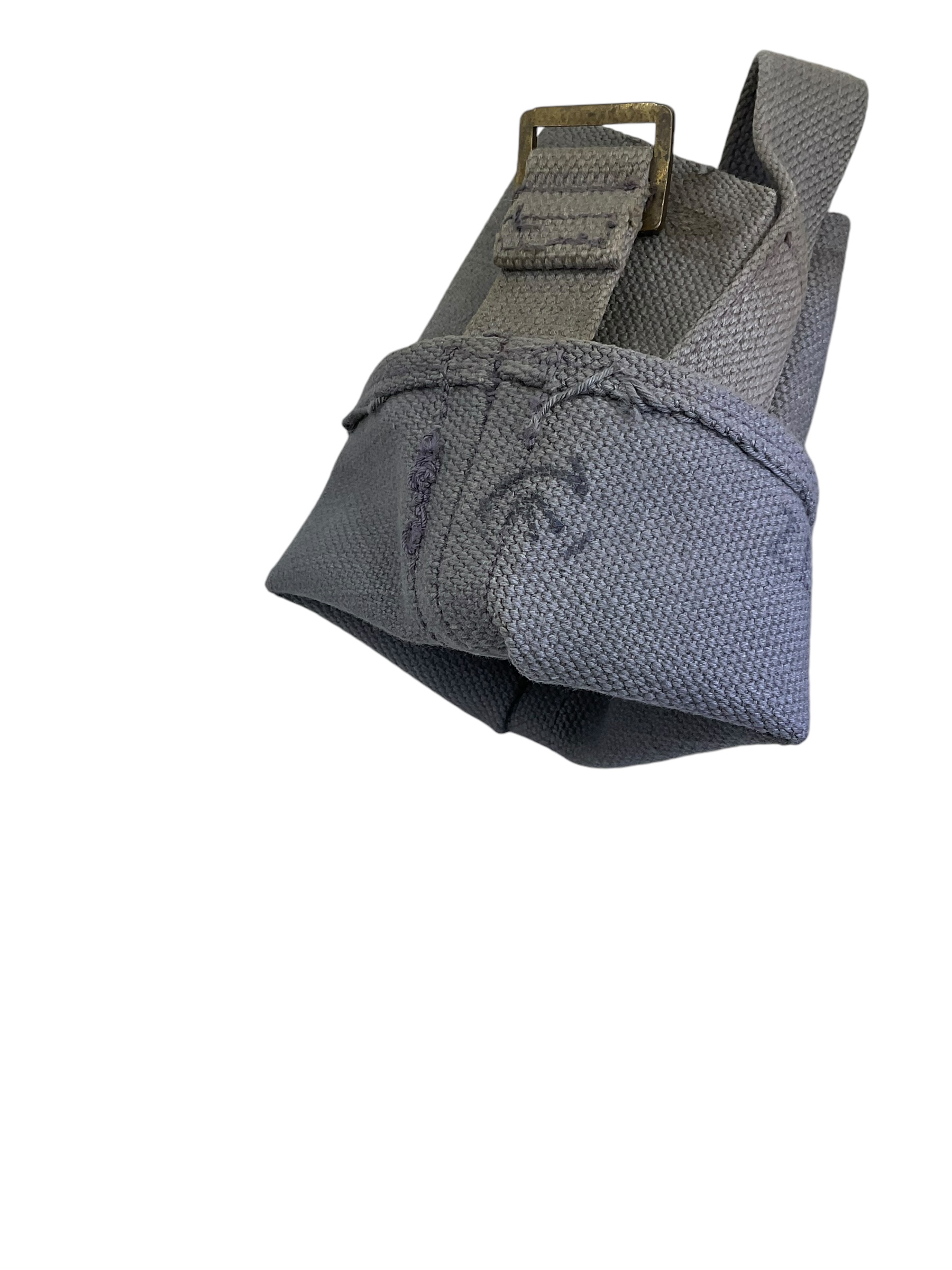 WW2 Canadian RCAF Pattern 37 Sleeve Canteen Carrier Dated 1940 ZL&T Marked WW2 Canadian RCAF Pattern 37 Sleeve Canteen Carrier Dated 1940 ZL&T Marked