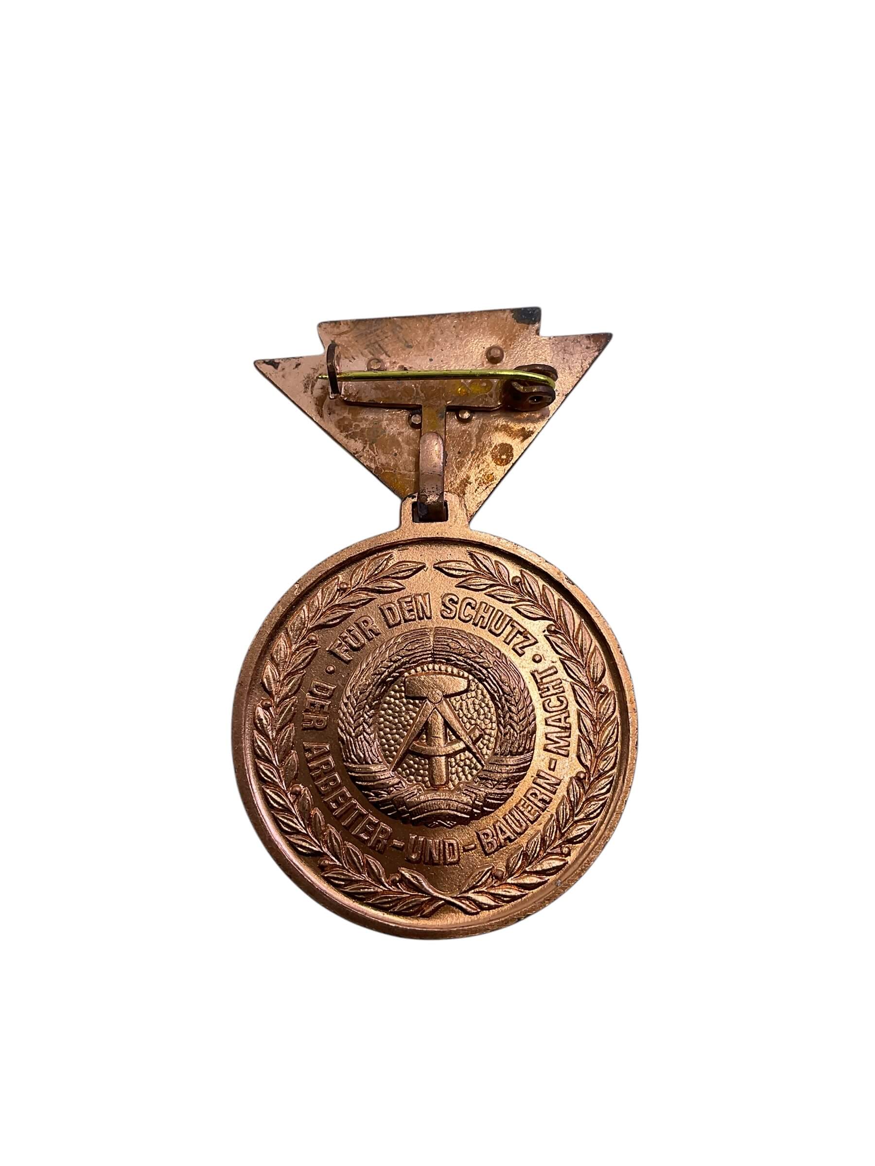 East German NVA Reservist Bronze Medal in Box of Issue Full Size East German NVA Reservist Bronze Medal in Box of Issue Full Size