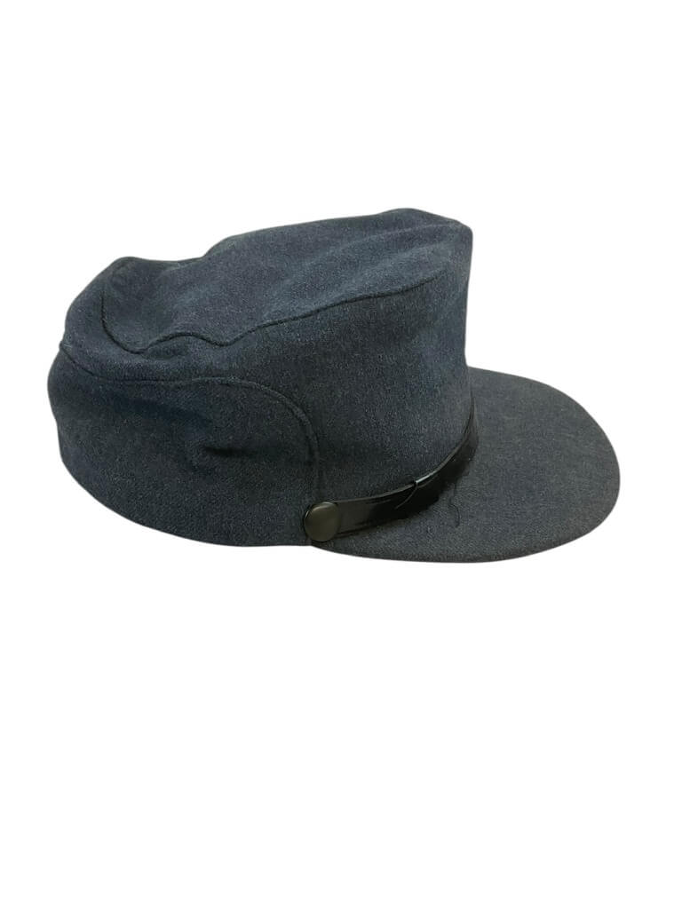 Canadian RCAF Women's Division Winter Peak Cap in size 7 1/8 Dated 1954 Canadian RCAF Women's Division Winter Peak Cap in size 7 1/8 Dated 1954