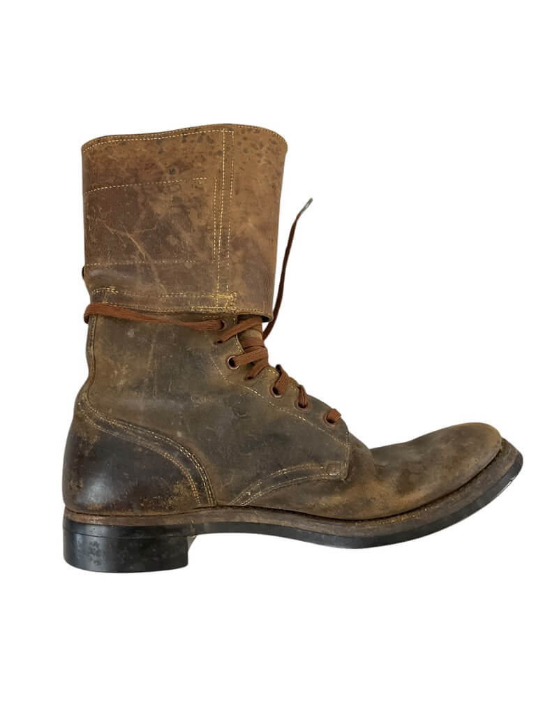 WW2 US Army M43 Double Buckle Combat Boots With Spare Cuffs WW2 US Army M43 Double Buckle Combat Boots With Spare Cuffs