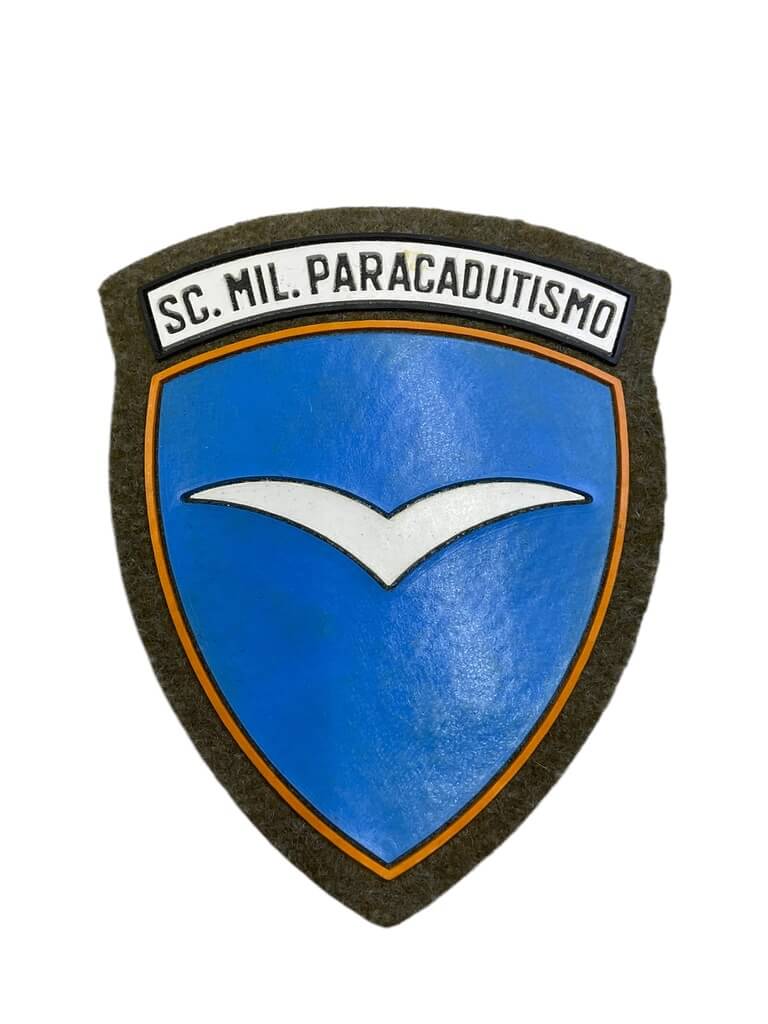 Italian School of Military Parachutist Airborne Patch Insignia Italian School of Military Parachutist Airborne Patch Insignia